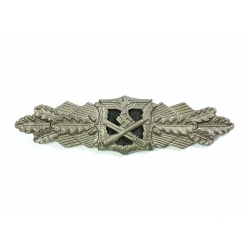 Army Close Combat Clasp in Bronze