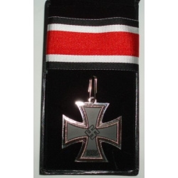 1939 Knights Cross, 3 - Piece, (Cased)
