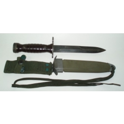 Italian M4 Bayonet & Scabbard, (AEP 1964)