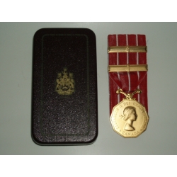 Canadian Decoration & 2 Bars, ERII (CPL BROOKS)