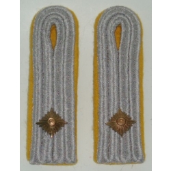 Army/Luftwaffe Cavalry/Flight Lieutenant Shoulder Boards