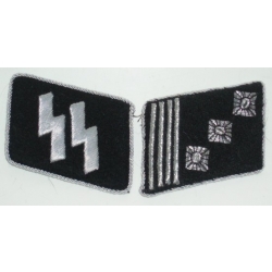 SS Hauptsturmfuhrer Collar Tabs