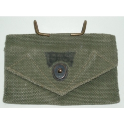 WWII US M1942 Bandage Pouch, O.D. (APPLETON)