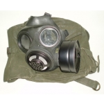 Canadian C3 Gas Mask With Filter & Pattern 51 Carrier